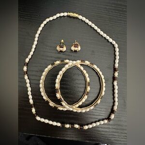 Pearl necklace set